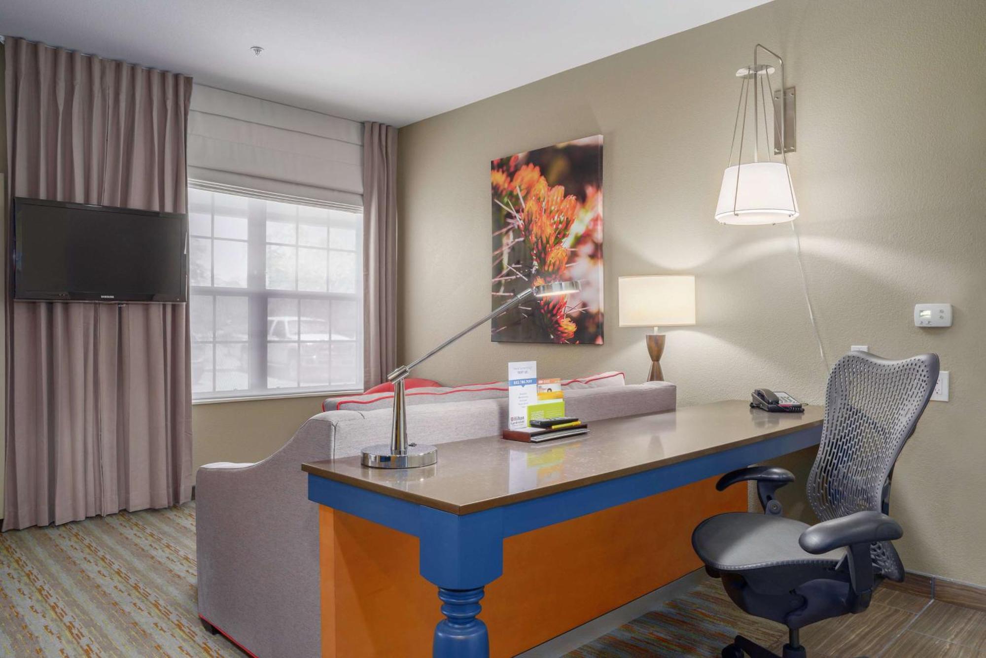 Hilton Garden Inn Phoenix Airport Экстерьер фото